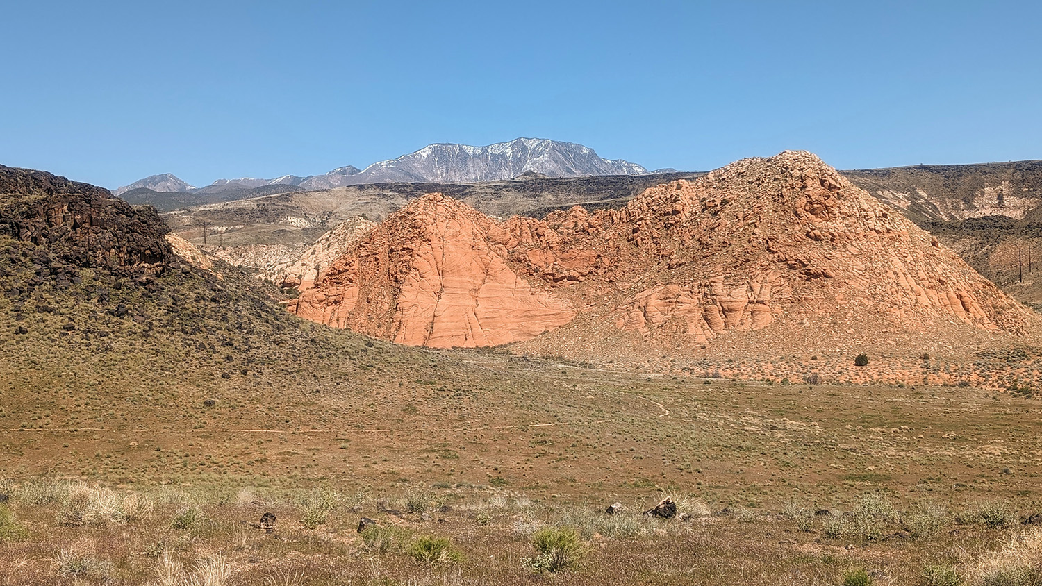 Sunday Hike - Yellow Knolls Trail